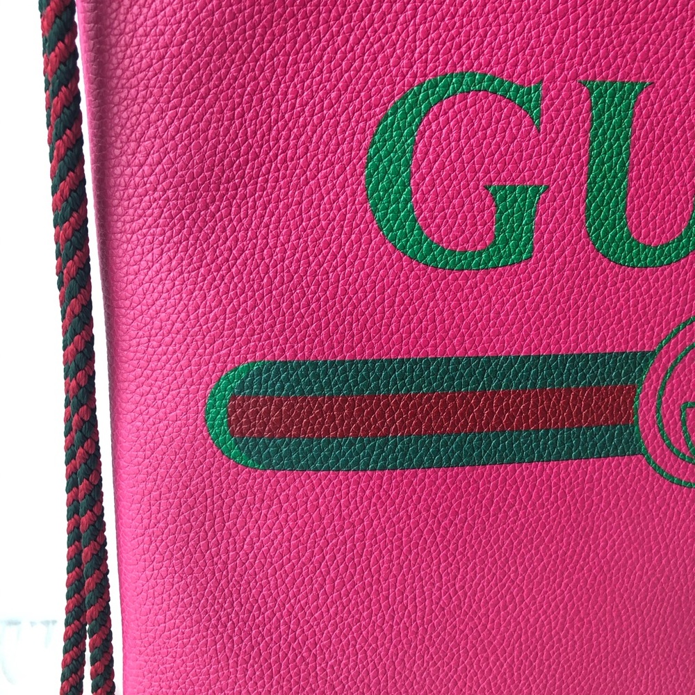 Authentic Gucci LOGO printed leather drawstring - Picture 4 of 11